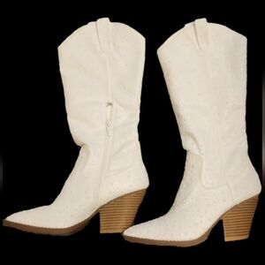 Forever  White Textured Heeled Boots Cowboy West Style 6.5 Size